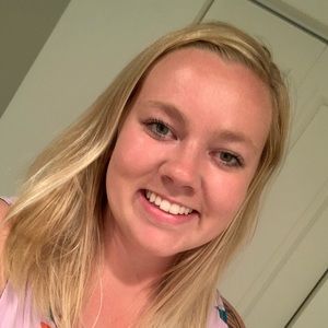 Meet your Posher, Hayley